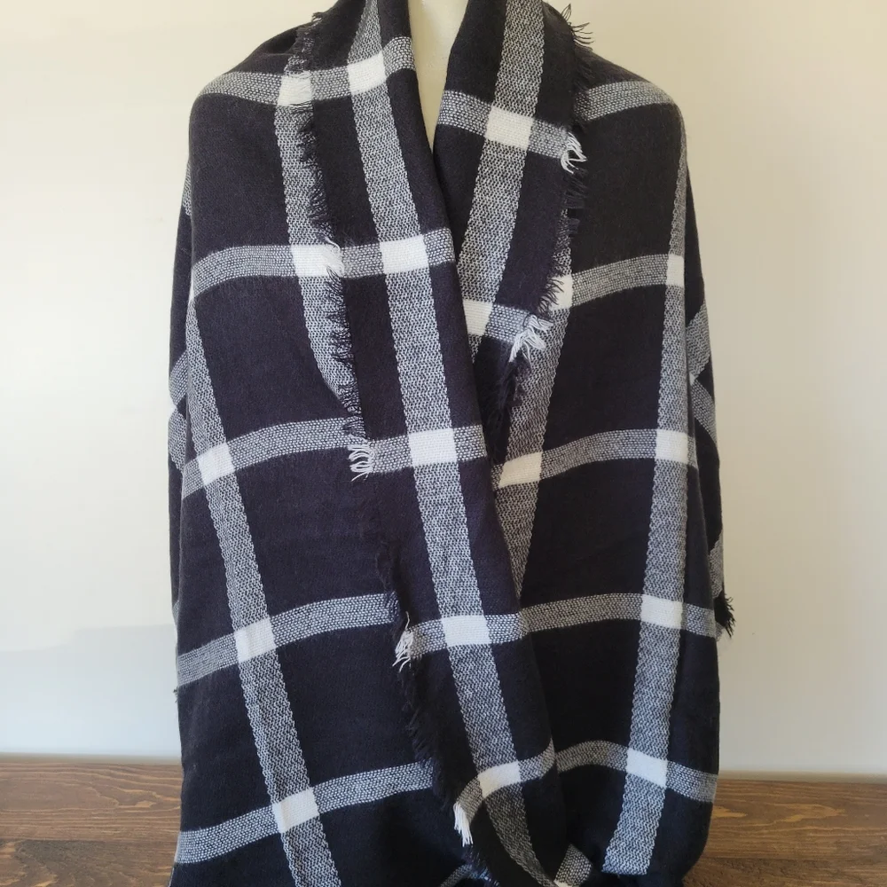 Cozy Oversized Fringe Trim Plaid Blanket Scarf